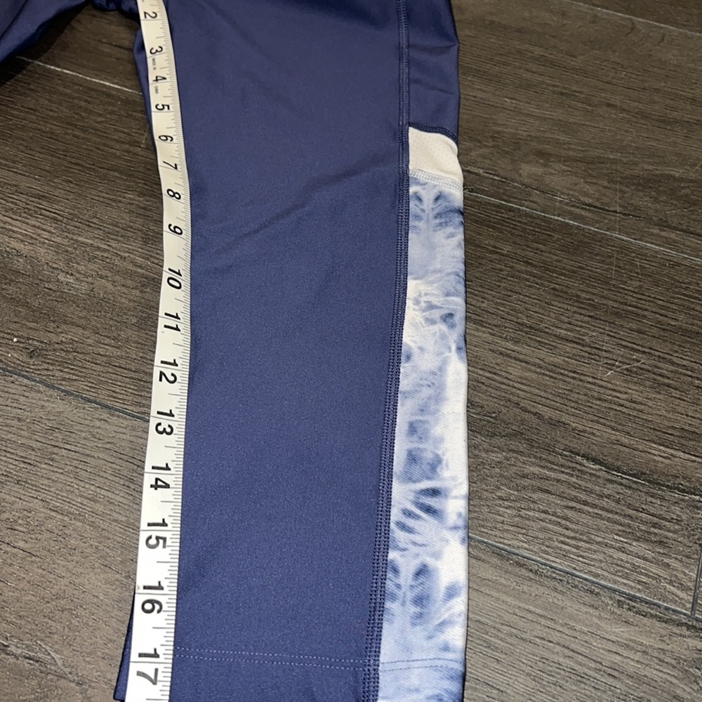 Under Armour Compression Alpha Heat Gear Tie Dye Capri Size Medium Blue/White - Picture 9 of 11